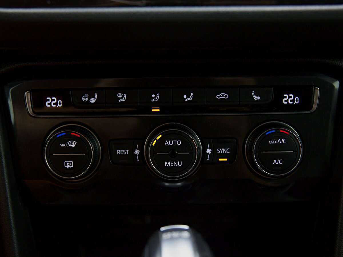 Volkswagen Tiguan 2018 года с пробегом. Фото: #11