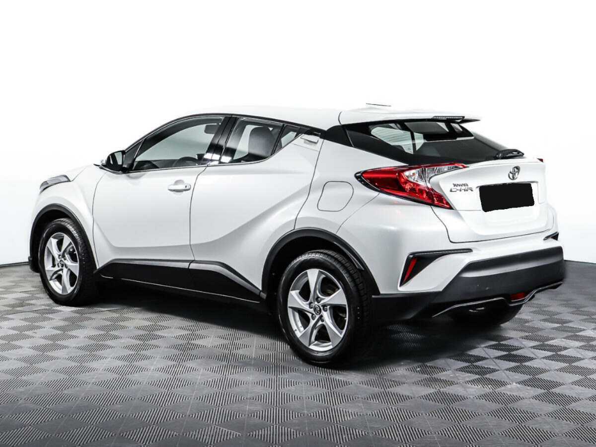 Toyota C-HR 2018 года с пробегом. Фото: #6