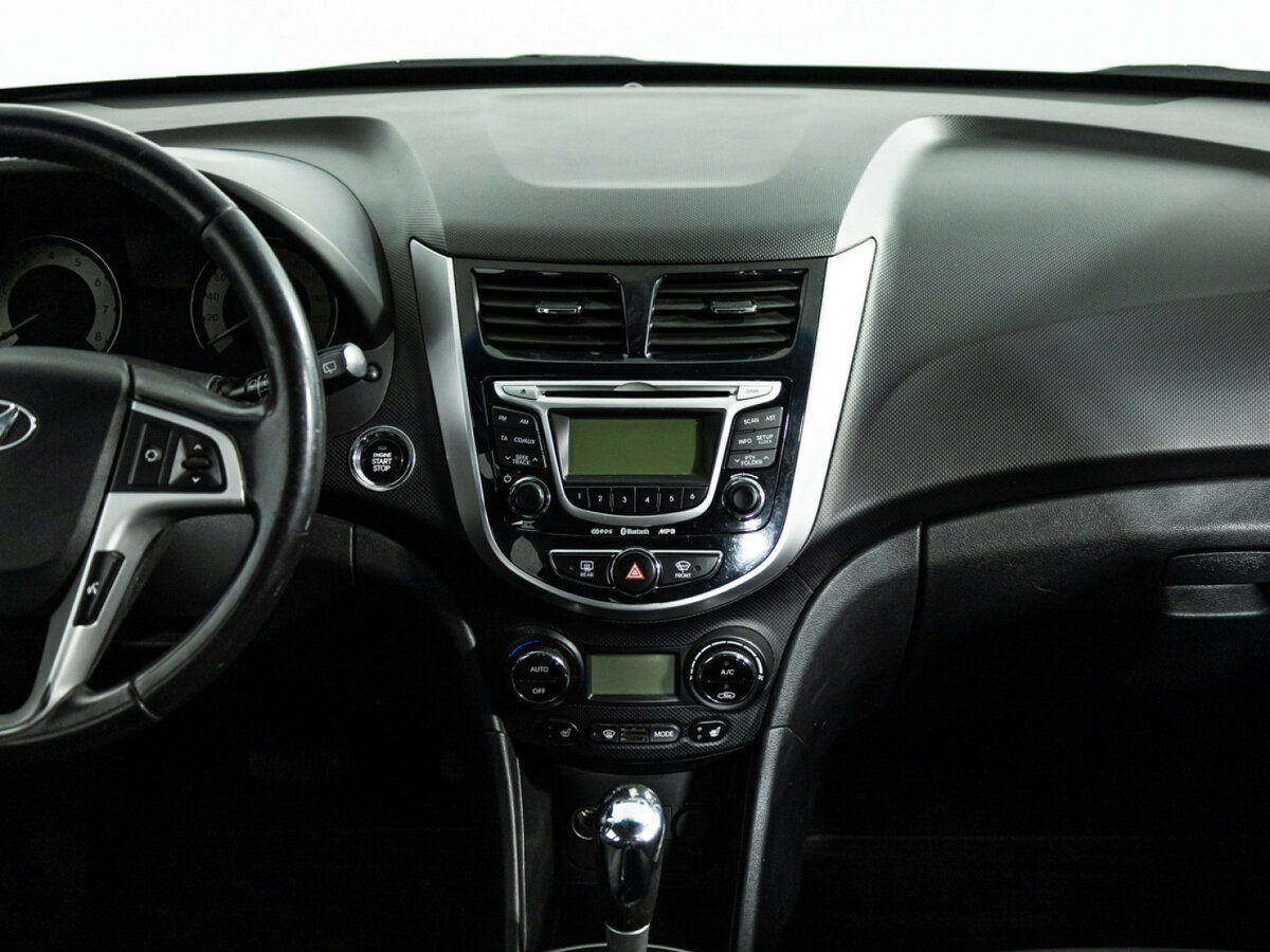 Hyundai Solaris 2012 года с пробегом. Фото: #13