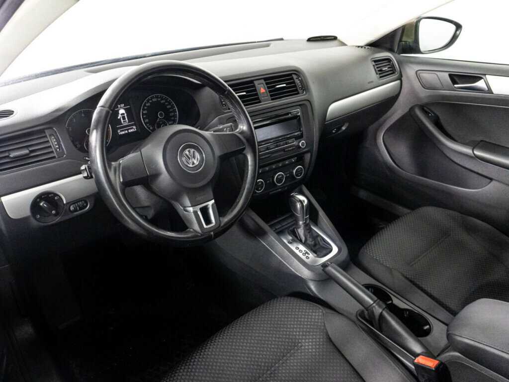Volkswagen Jetta 2012 года с пробегом. Фото: #10