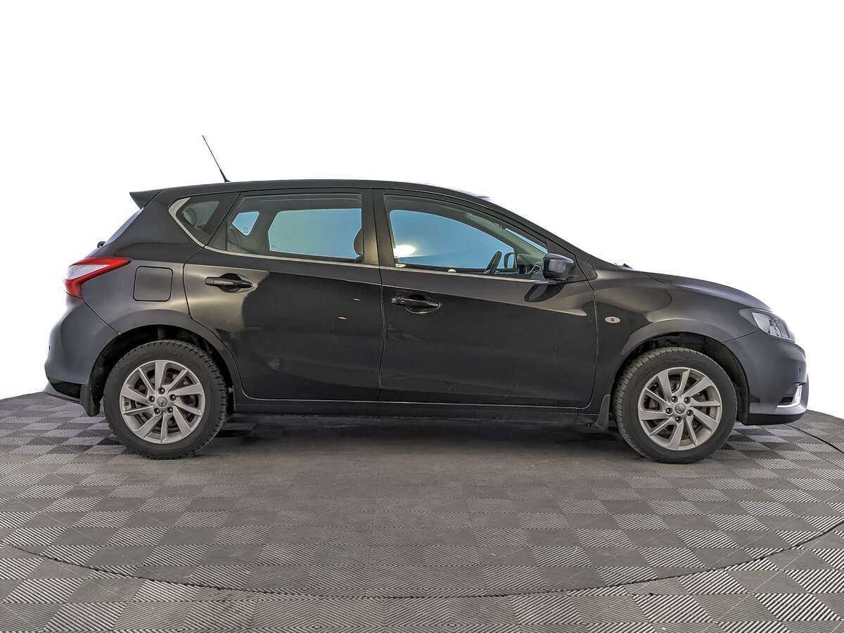 Nissan Tiida 2015 года с пробегом. Фото: #3