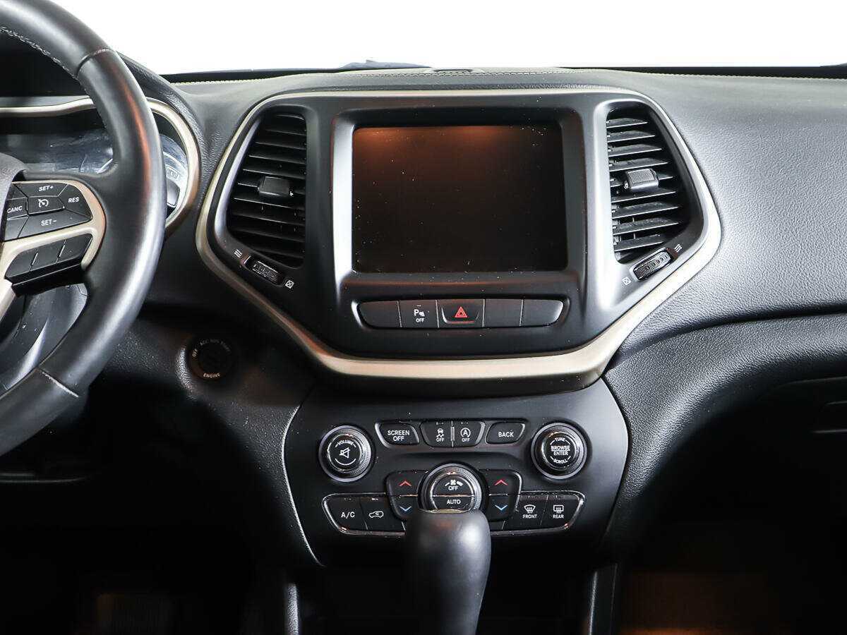 Jeep Cherokee 2014 года с пробегом. Фото: #13