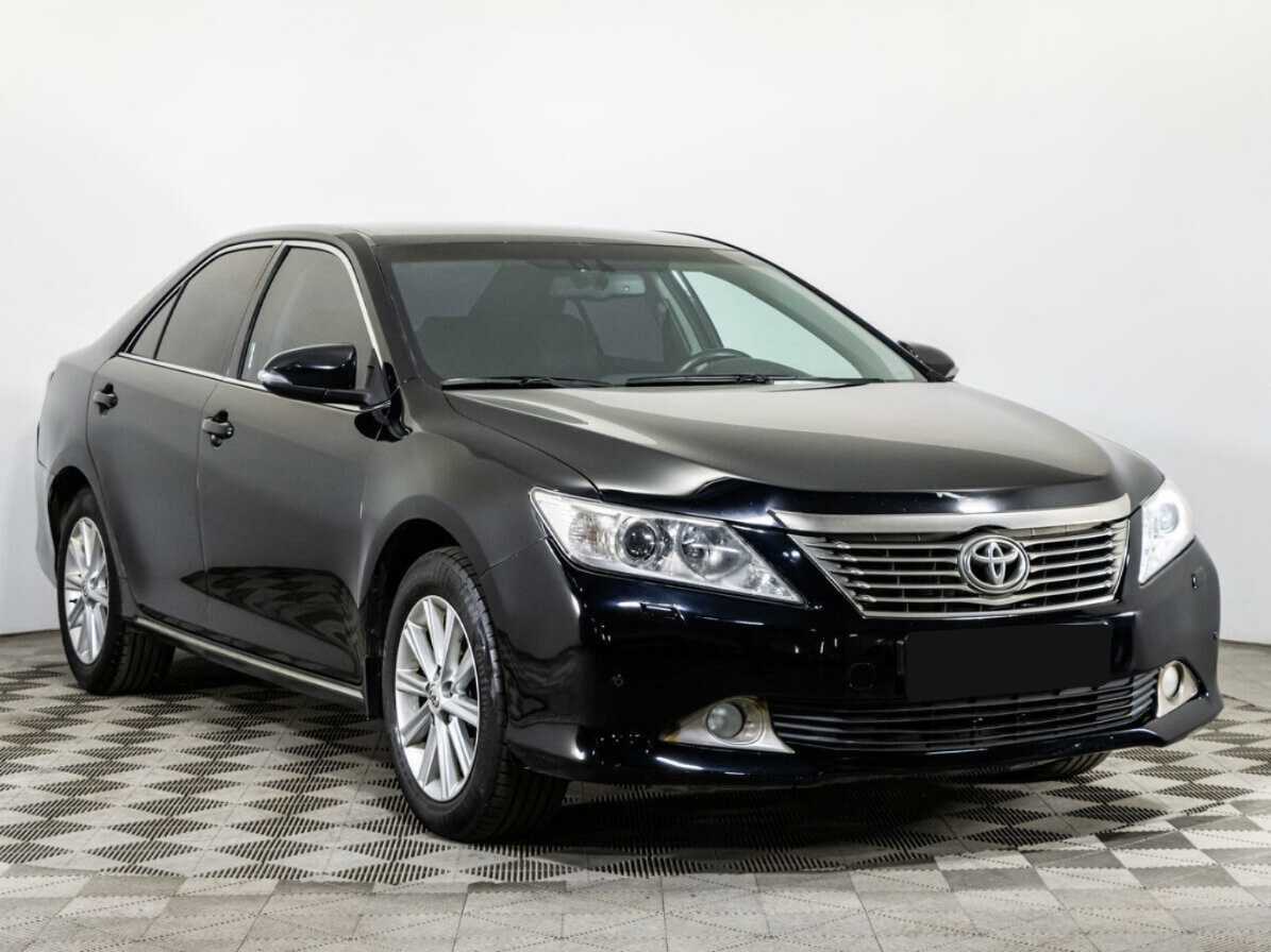 Toyota Camry 2014 года с пробегом. Фото: #2