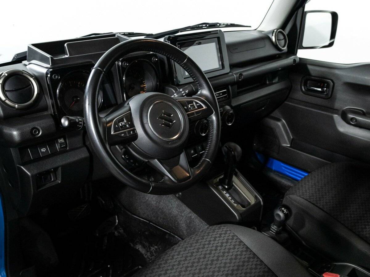 Suzuki Jimny 2020 года с пробегом. Фото: #10