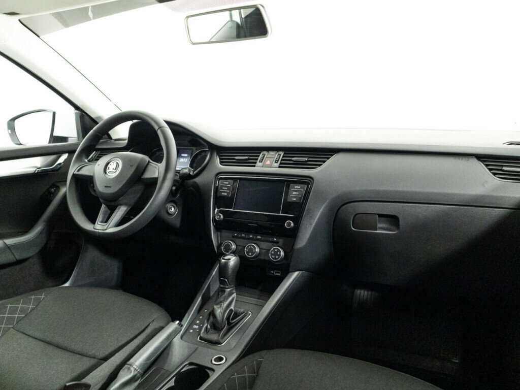 Skoda Octavia 2018 года с пробегом. Фото: #8