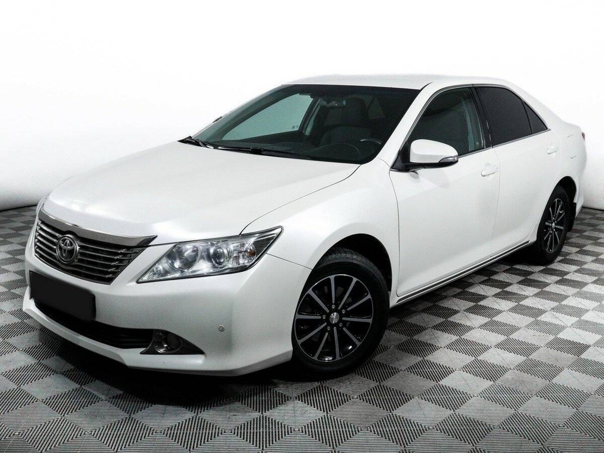 Toyota Camry 2013 года с пробегом. Фото: #16