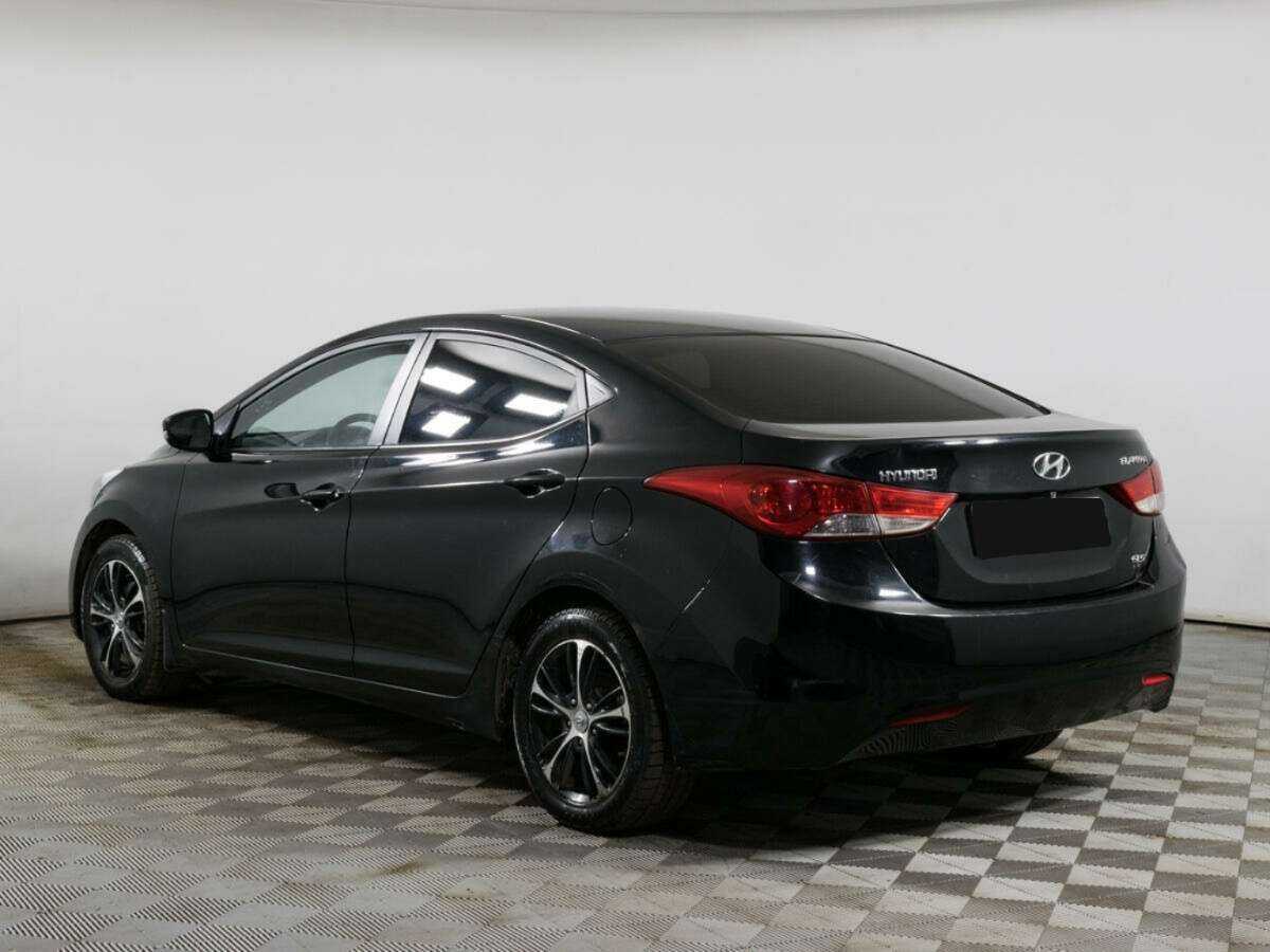 Hyundai Elantra 2012 года с пробегом. Фото: #6