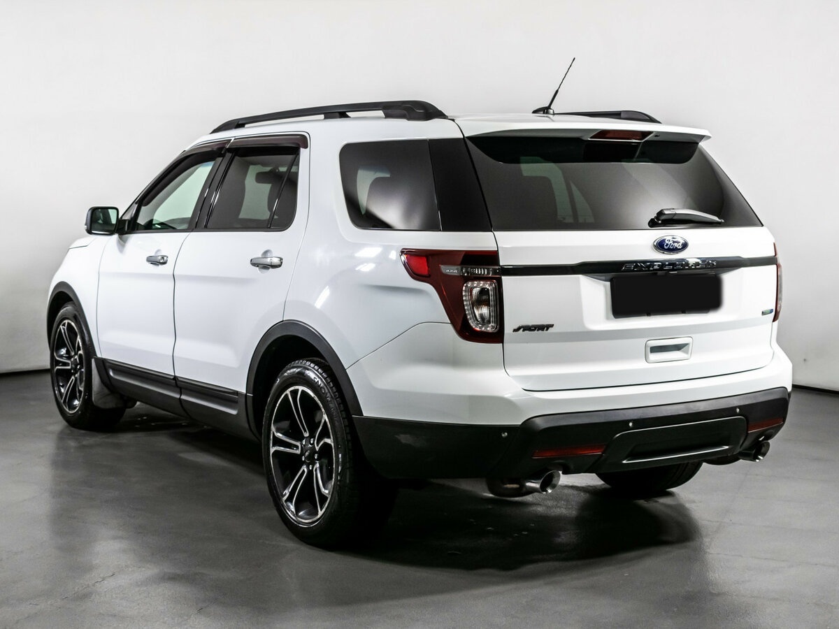 Ford Explorer 2013 года с пробегом. Фото: #6