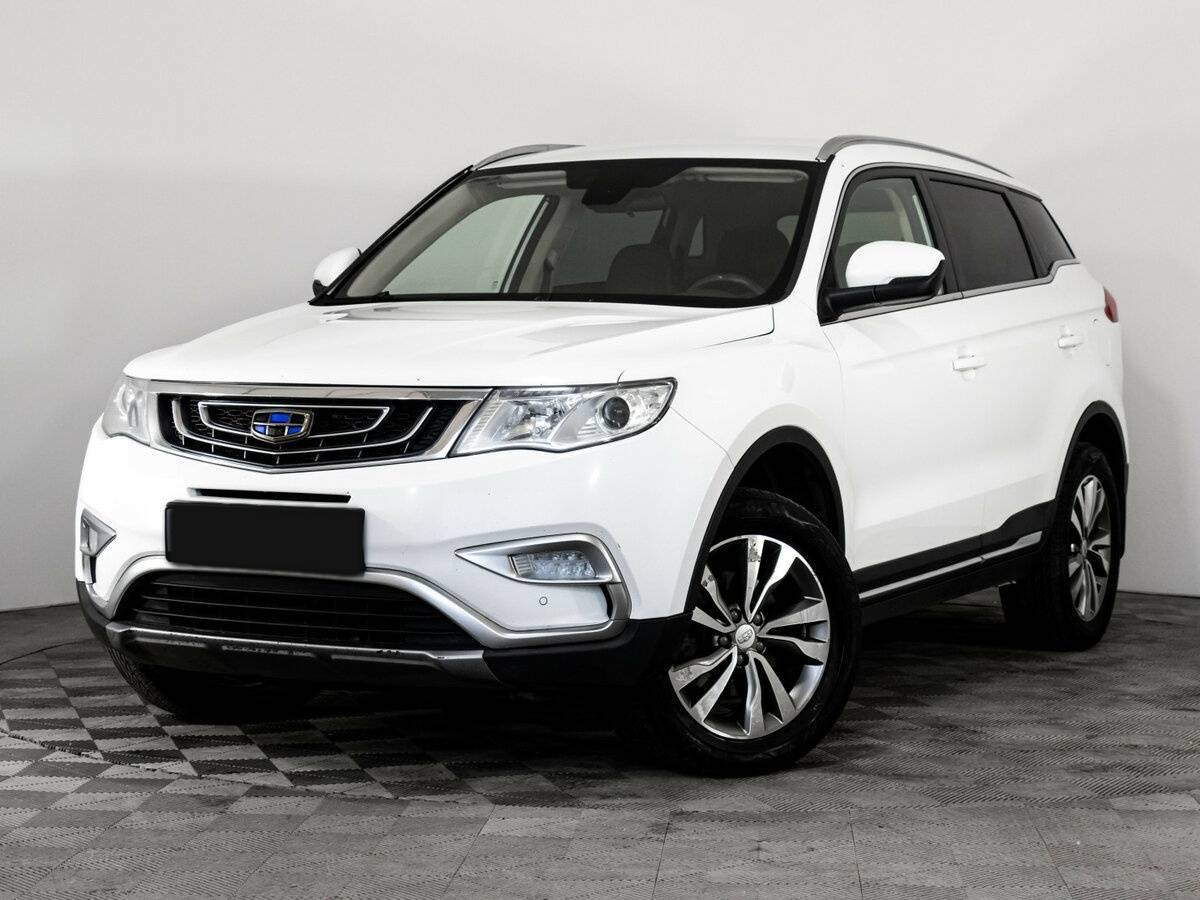Geely Atlas 2018 года с пробегом. Посмотреть фото