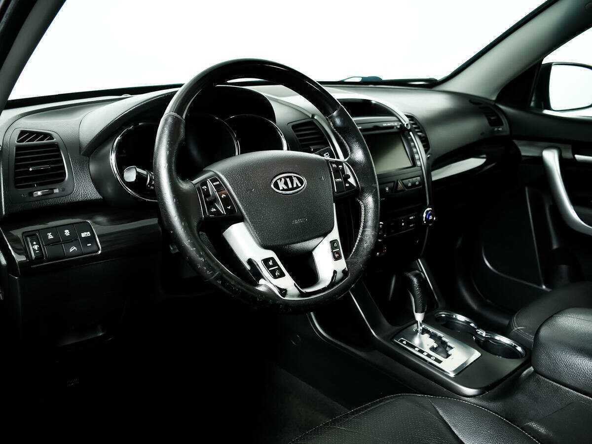 Kia Sorento 2012 года с пробегом. Фото: #12