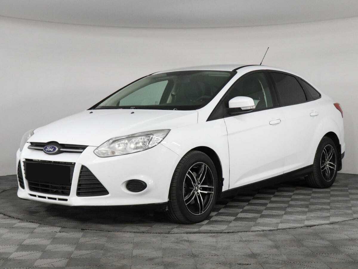 Ford Focus 2013 года с пробегом. Посмотреть фото