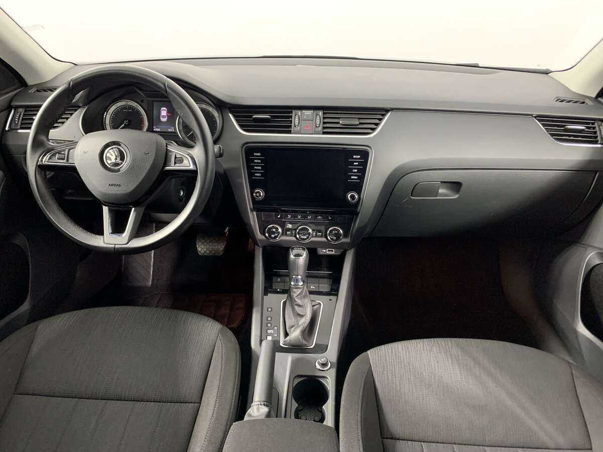 Skoda Octavia 2018 года с пробегом. Фото: #9