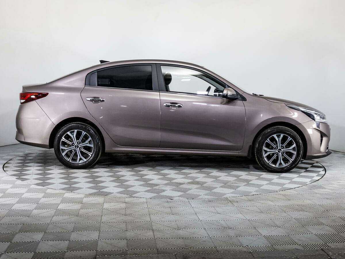Kia Rio 2021 года с пробегом. Фото: #3