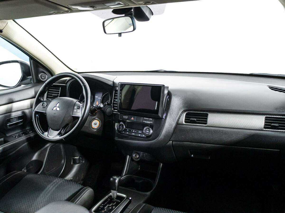 Mitsubishi Outlander 2016 года с пробегом. Фото: #8
