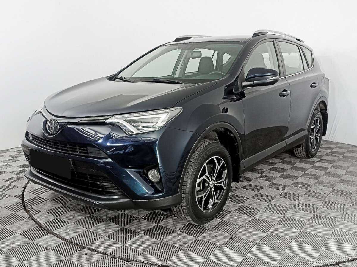 Toyota RAV4 2018 года с пробегом. Фото: #0