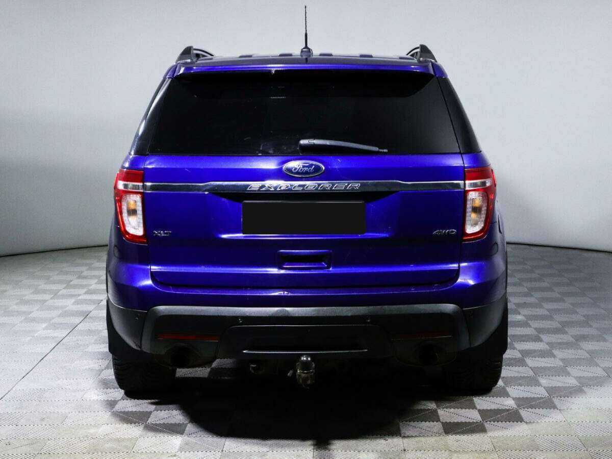 Ford Explorer 2014 года с пробегом. Фото: #4