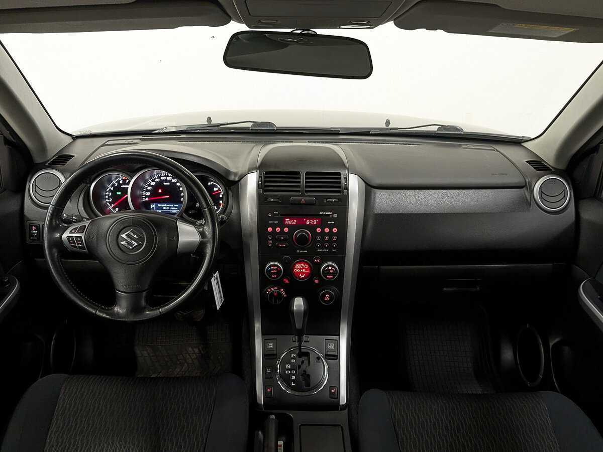 Suzuki Grand Vitara 2013 года с пробегом. Фото: #13