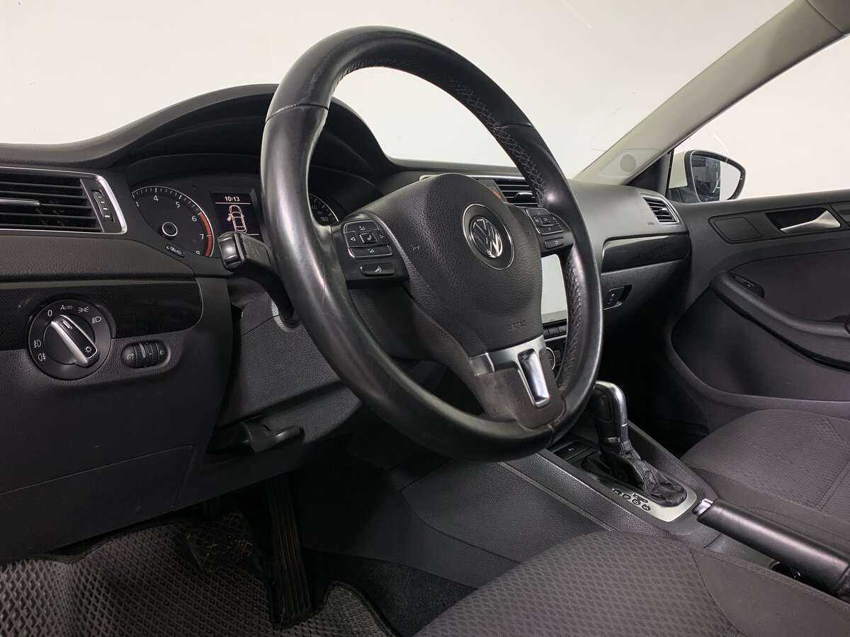 Volkswagen Jetta 2012 года с пробегом. Фото: #8