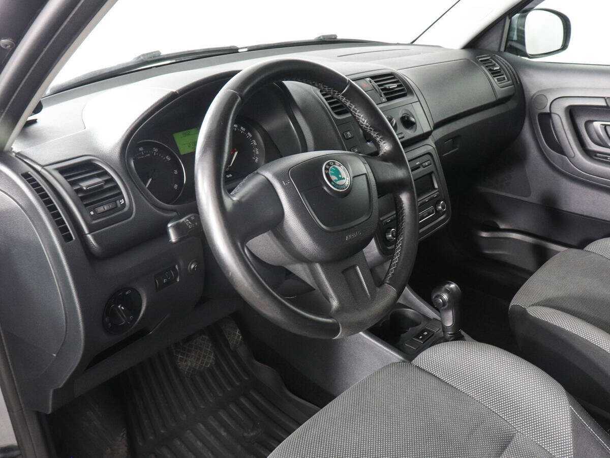 Skoda Fabia 2012 года с пробегом. Фото: #8