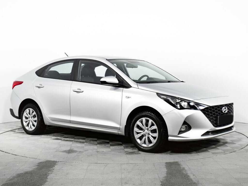 Hyundai Solaris 2021 года с пробегом. Фото: #2