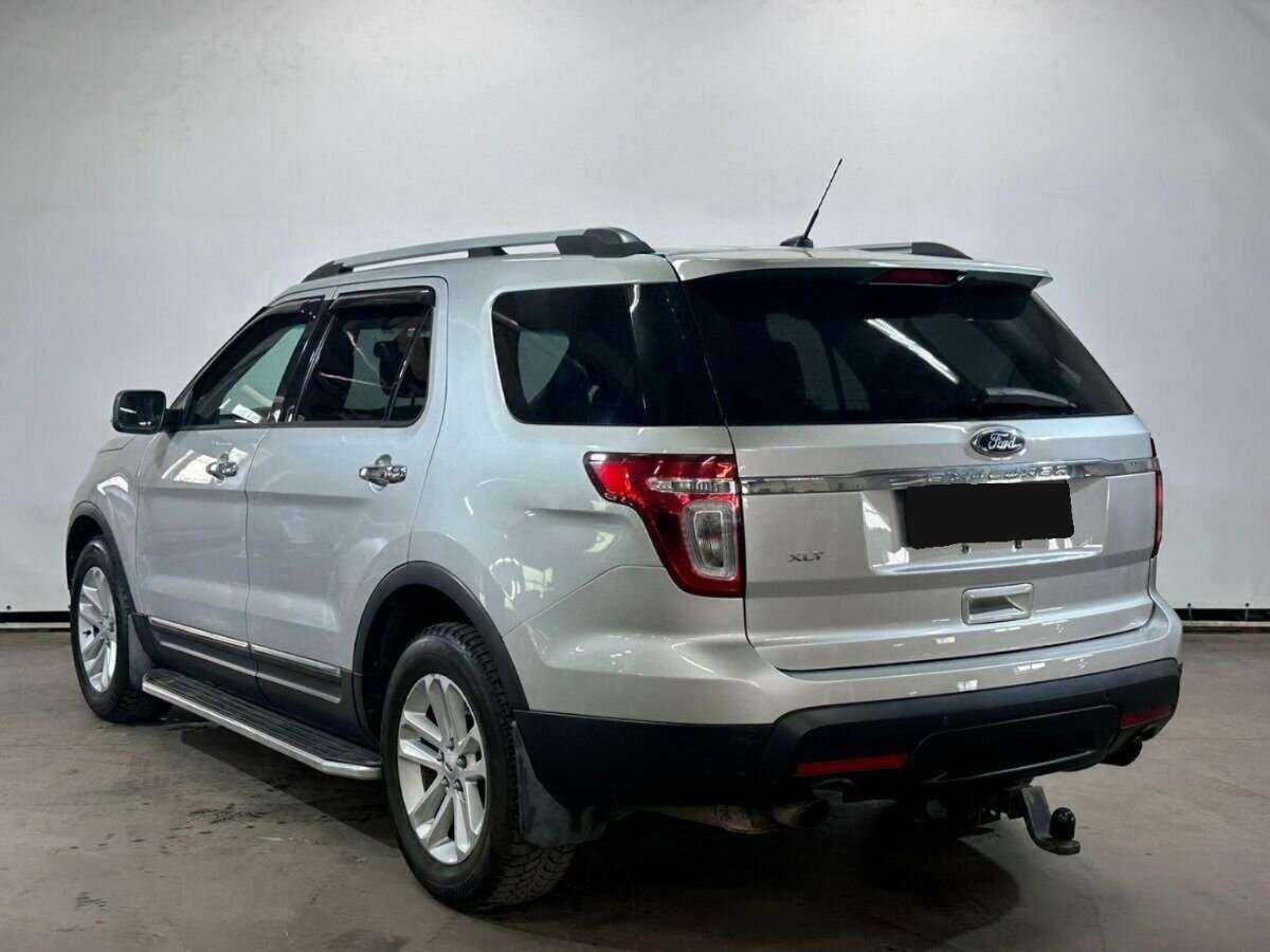 Ford Explorer 2013 года с пробегом. Фото: #6