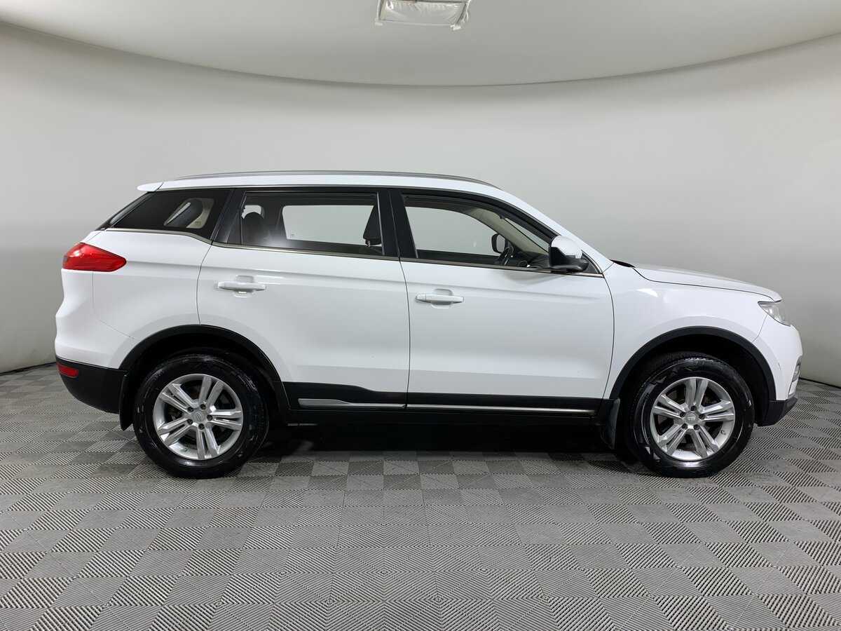 Geely Atlas 2018 года с пробегом. Фото: #3