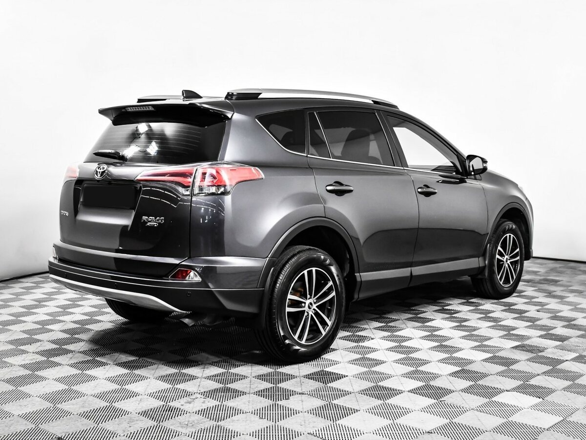 Toyota RAV4 2016 года с пробегом. Фото: #3