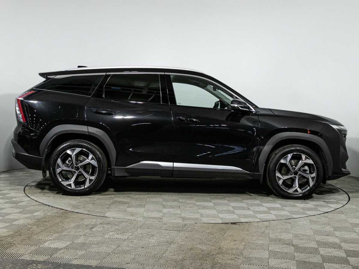 Geely Atlas 2024 года с пробегом. Фото: #3