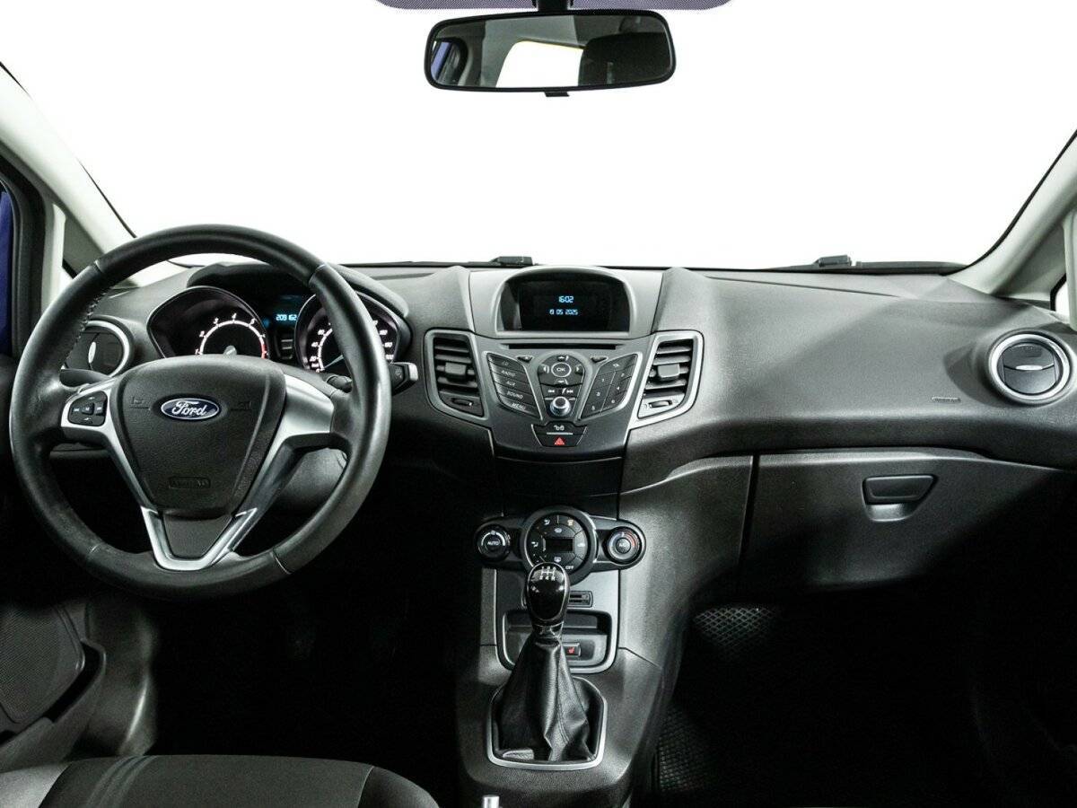 Ford Fiesta 2015 года с пробегом. Фото: #12