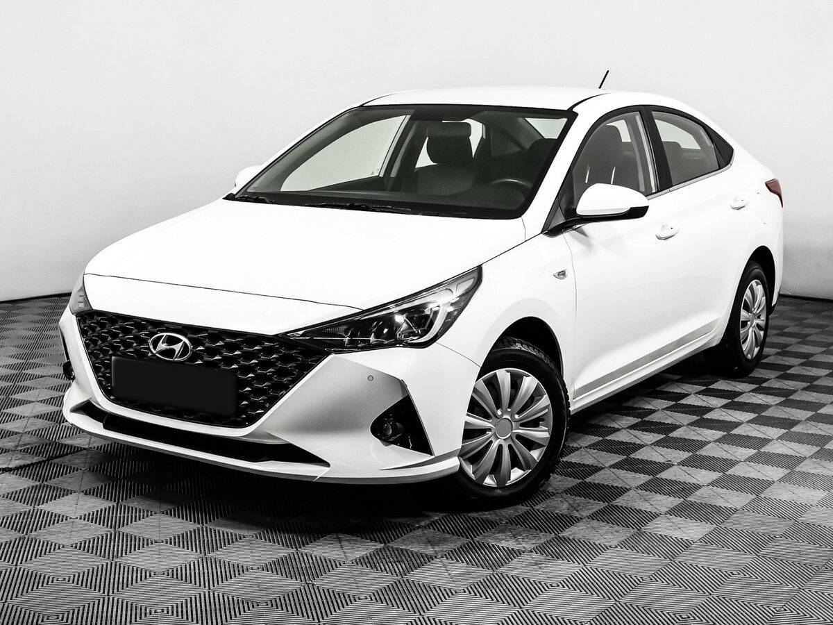 Hyundai Solaris 2020 года с пробегом. Посмотреть фото