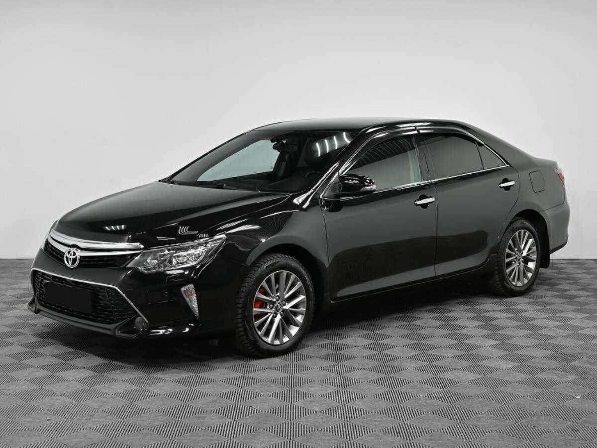 Toyota Camry 2015 года с пробегом. Посмотреть фото
