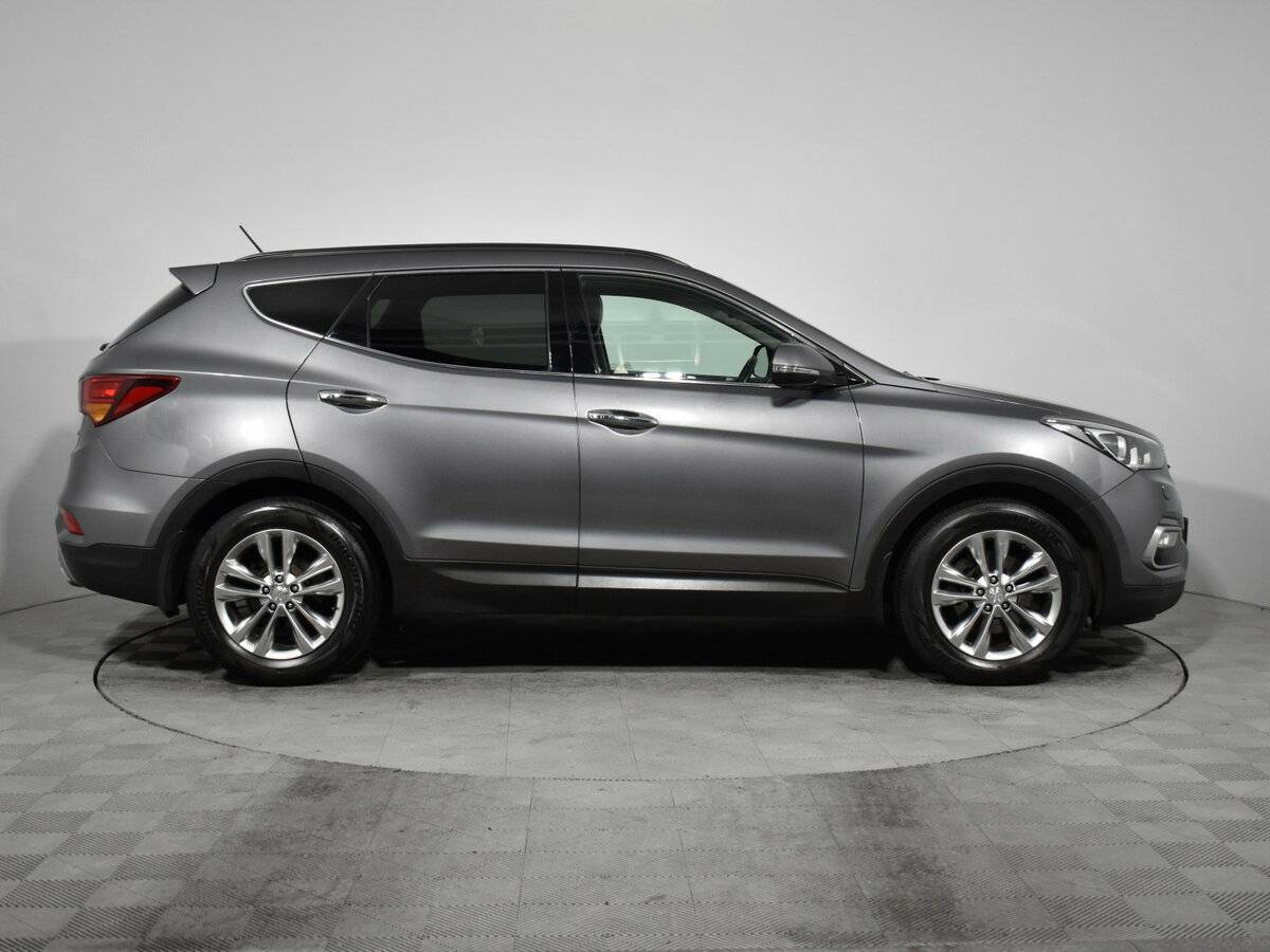 Hyundai Santa Fe 2015 года с пробегом. Фото: #3