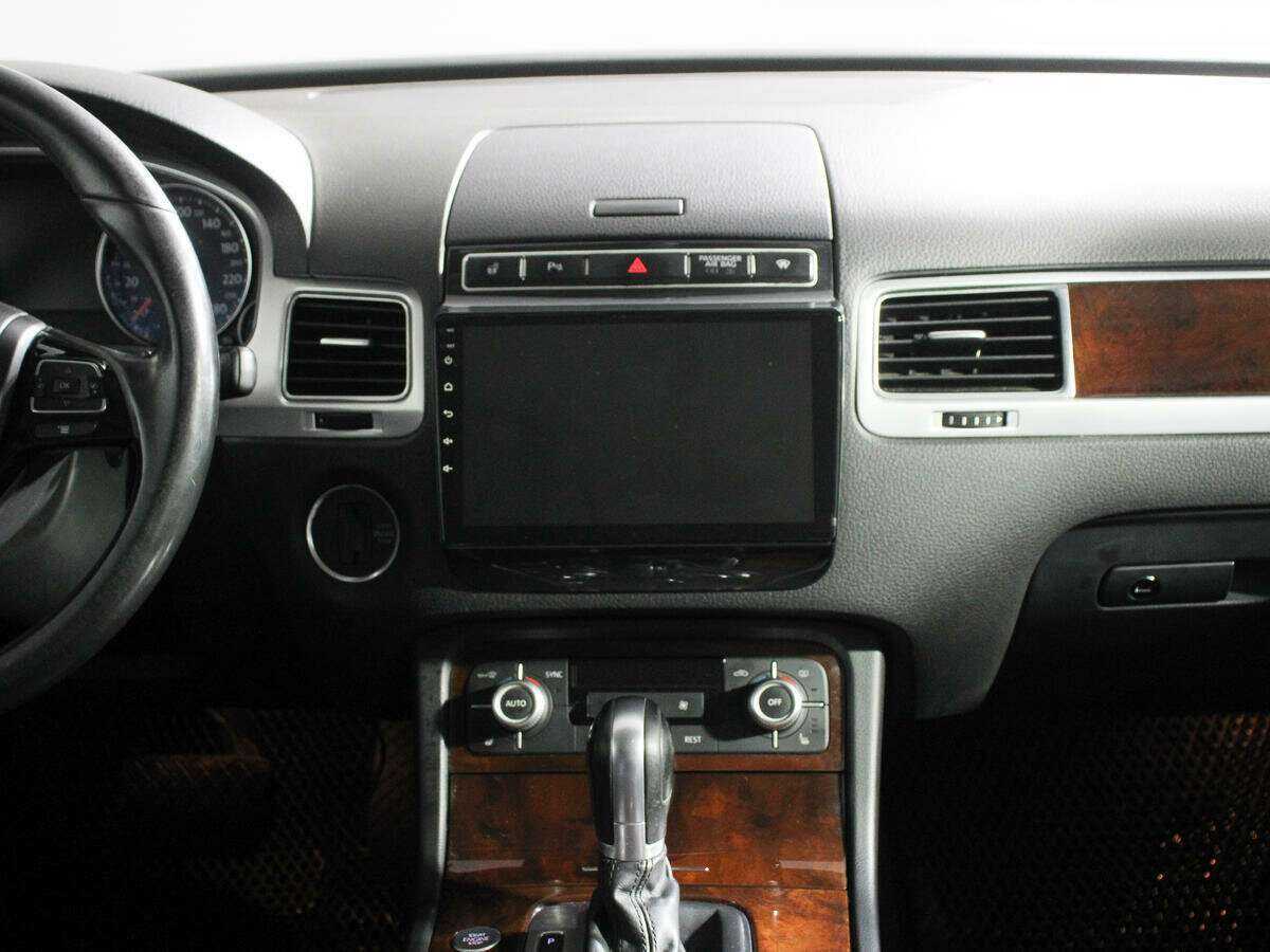 Volkswagen Touareg 2015 года с пробегом. Фото: #9