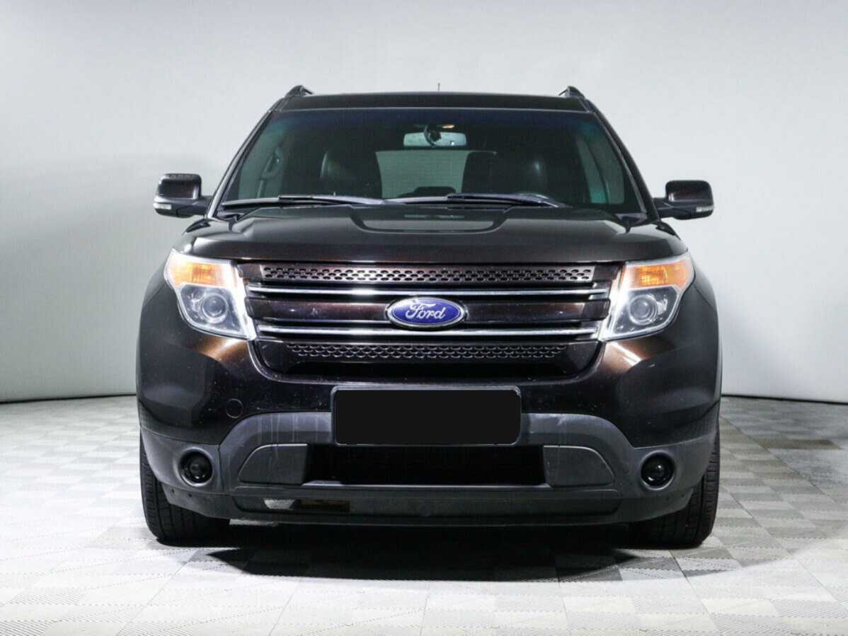 Ford Explorer 2012 года с пробегом. Фото: #1
