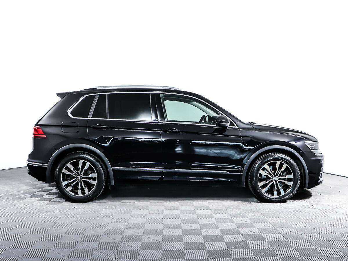 Volkswagen Tiguan 2018 года с пробегом. Фото: #3
