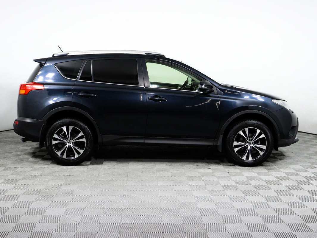 Toyota RAV4 2015 года с пробегом. Фото: #3