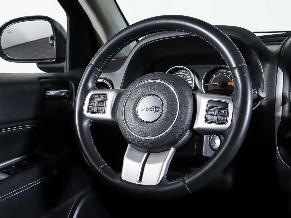 Jeep Compass 2013 года с пробегом. Фото: #16