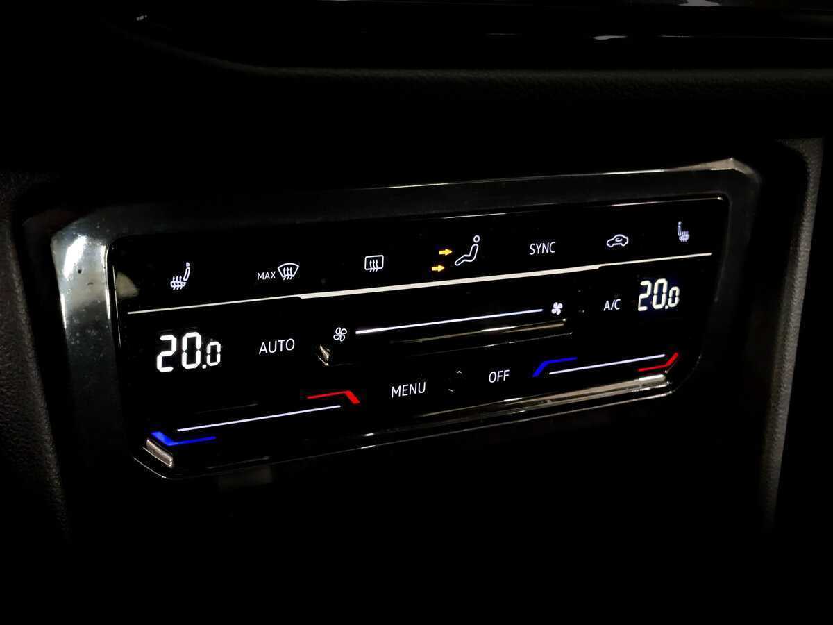 Volkswagen Tiguan 2021 года с пробегом. Фото: #24