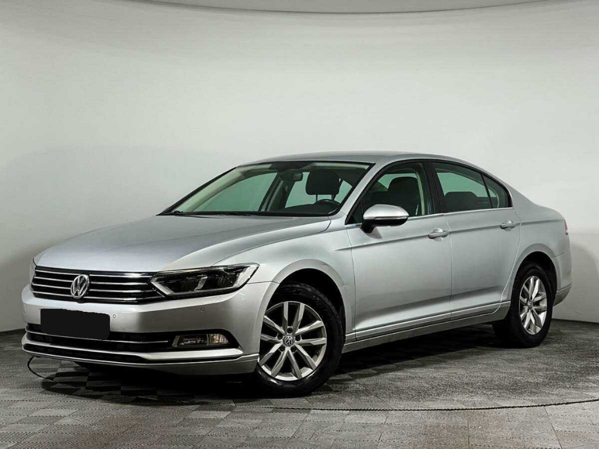 Volkswagen Passat 2016 года с пробегом. Фото: #0