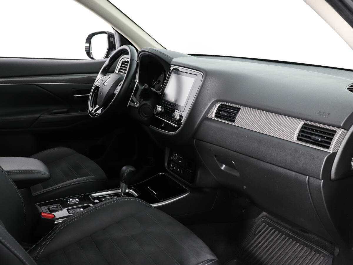 Mitsubishi Outlander 2022 года с пробегом. Фото: #8