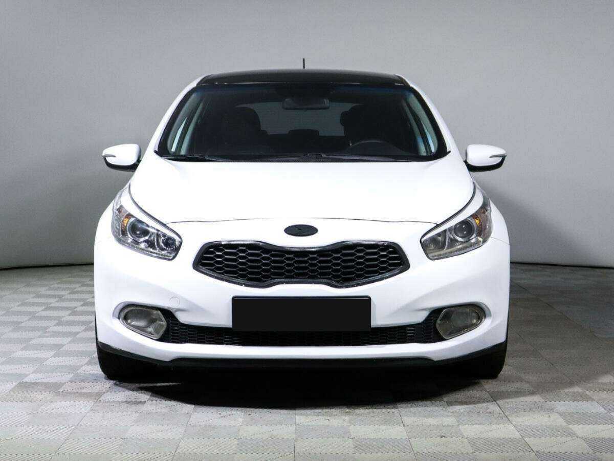 Kia Ceed 2013 года с пробегом. Фото: #1