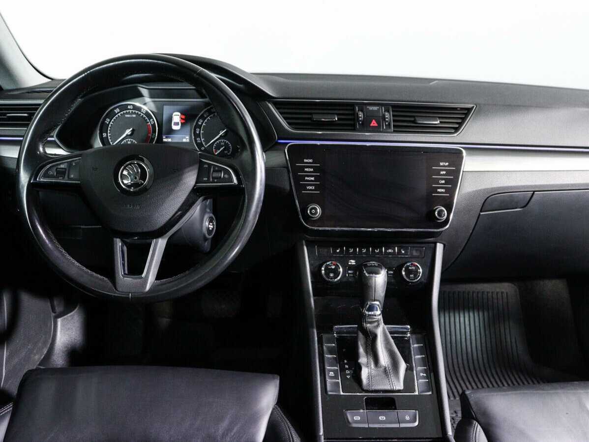 Skoda Superb 2019 года с пробегом. Фото: #11