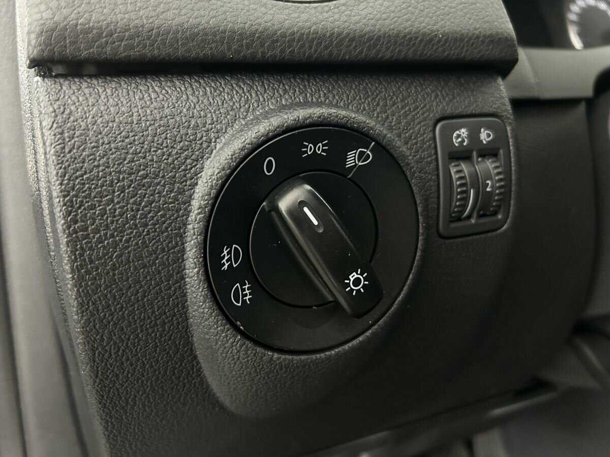 Volkswagen Golf Plus 2012 года с пробегом. Фото: #7