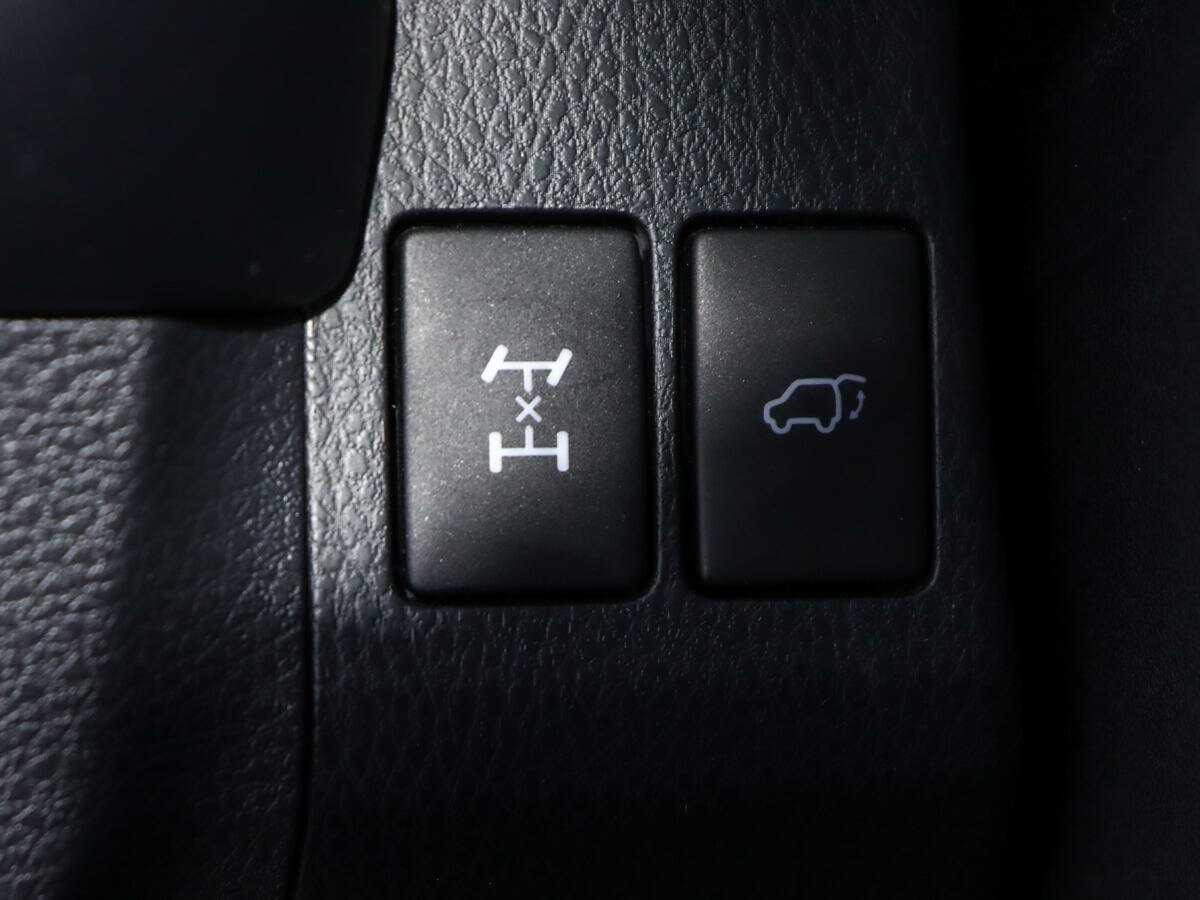 Toyota RAV4 2018 года с пробегом. Фото: #17