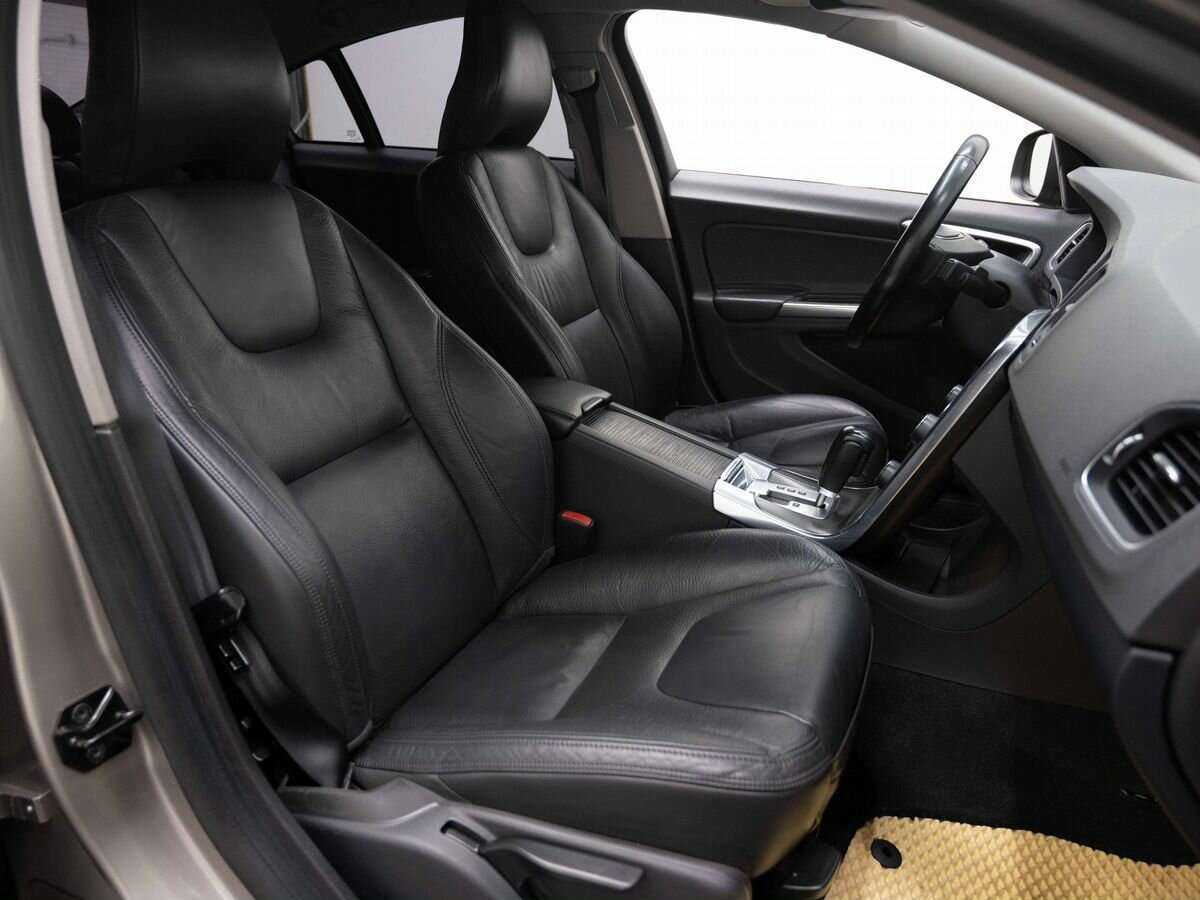 Volvo S60 2012 года с пробегом. Фото: #11