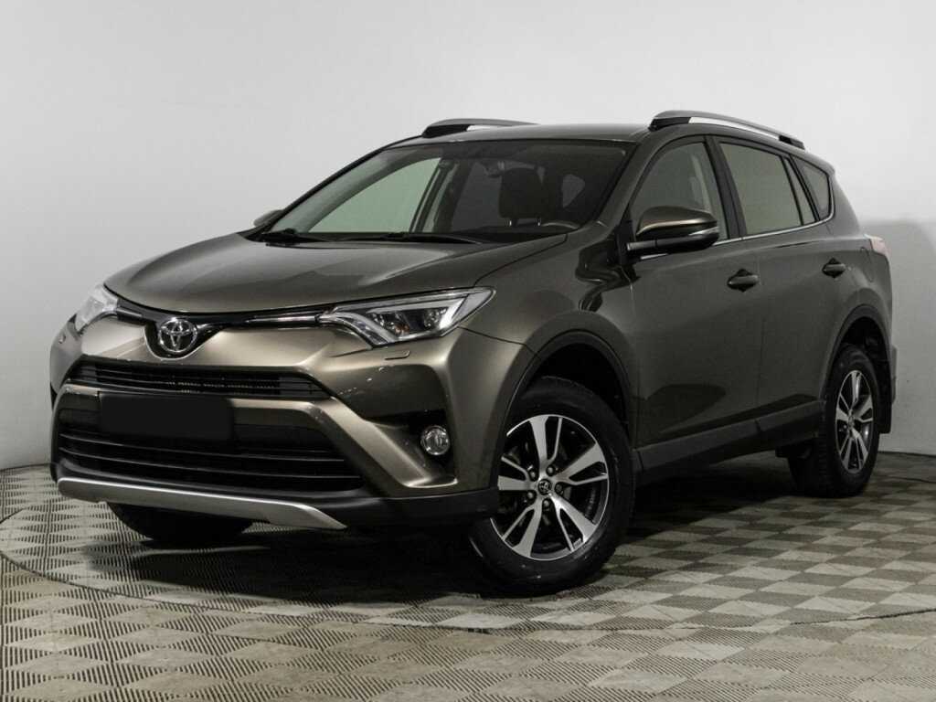 Toyota RAV4 2015 года с пробегом. Посмотреть фото