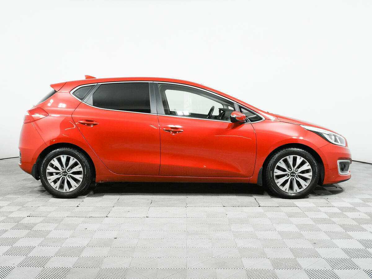 Kia Ceed 2017 года с пробегом. Фото: #3