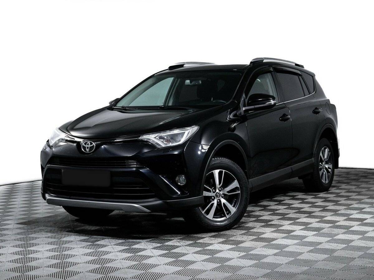 Toyota RAV4 2017 года с пробегом. Посмотреть фото