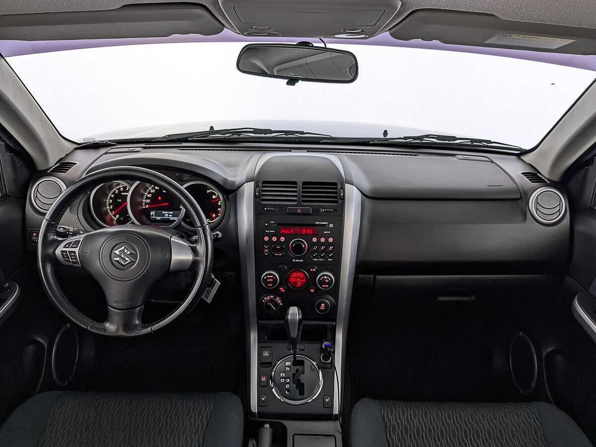 Suzuki Grand Vitara 2013 года с пробегом. Фото: #13