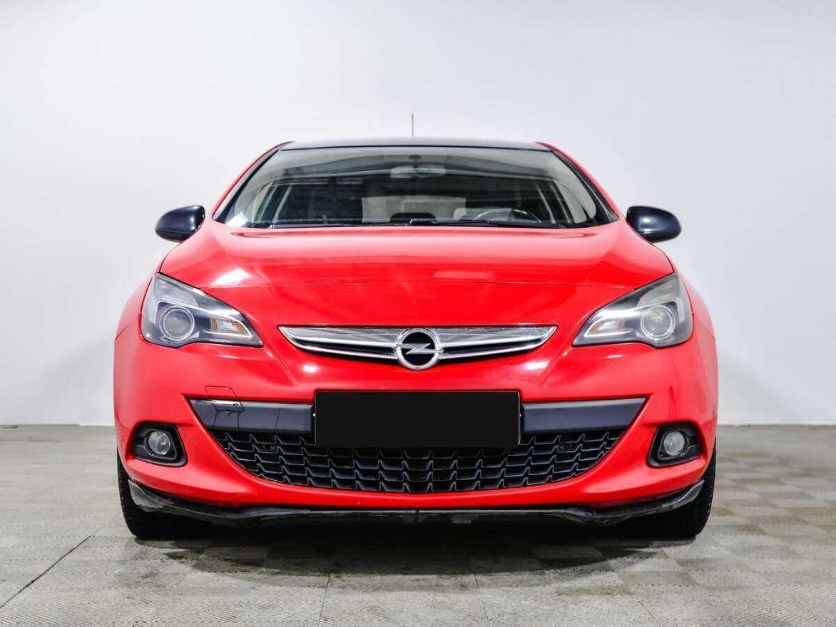 Opel Astra 2013 года с пробегом. Фото: #1